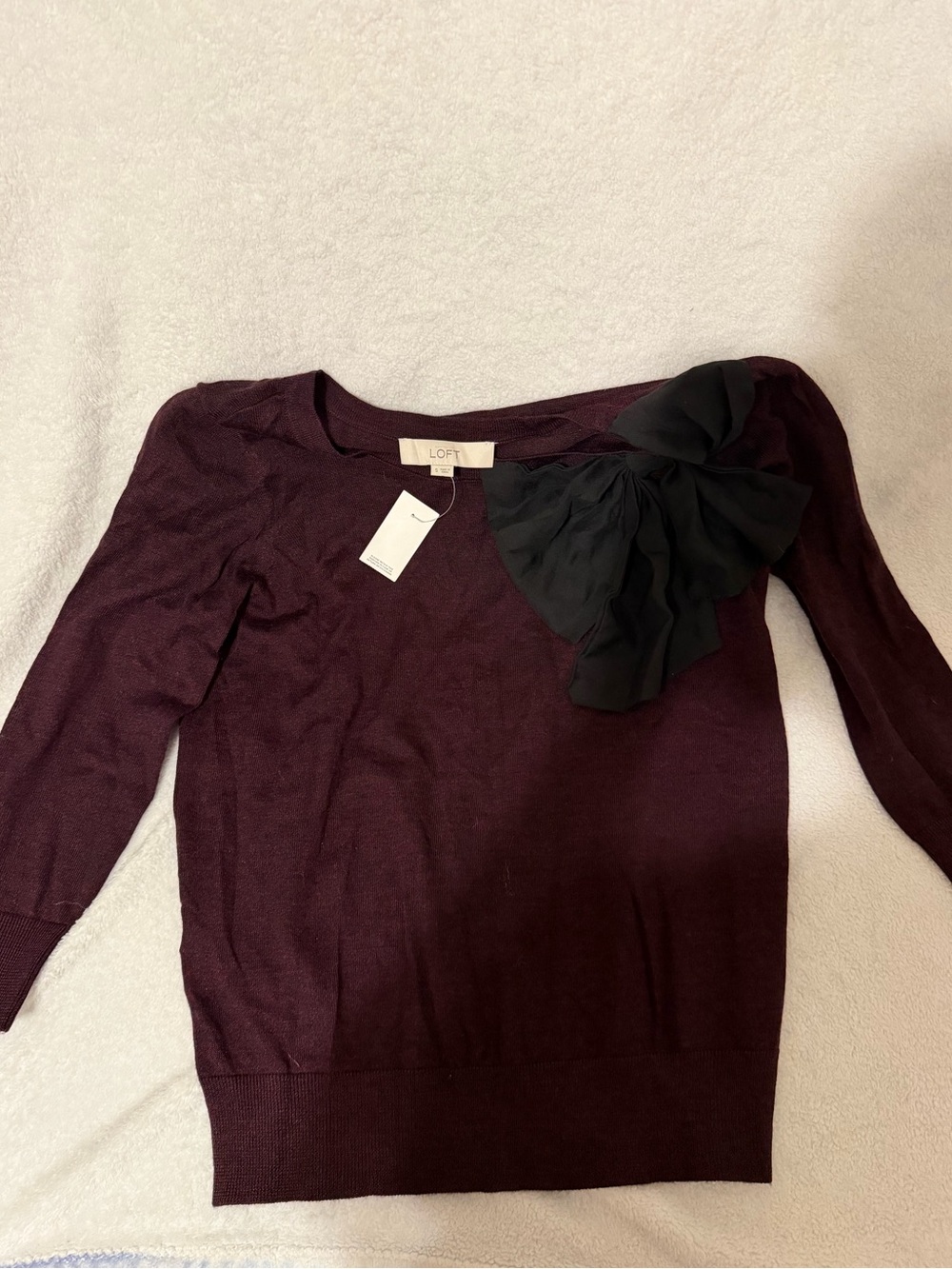NWT LOFT Women's Plum Sweater with Black Bow 
Size S